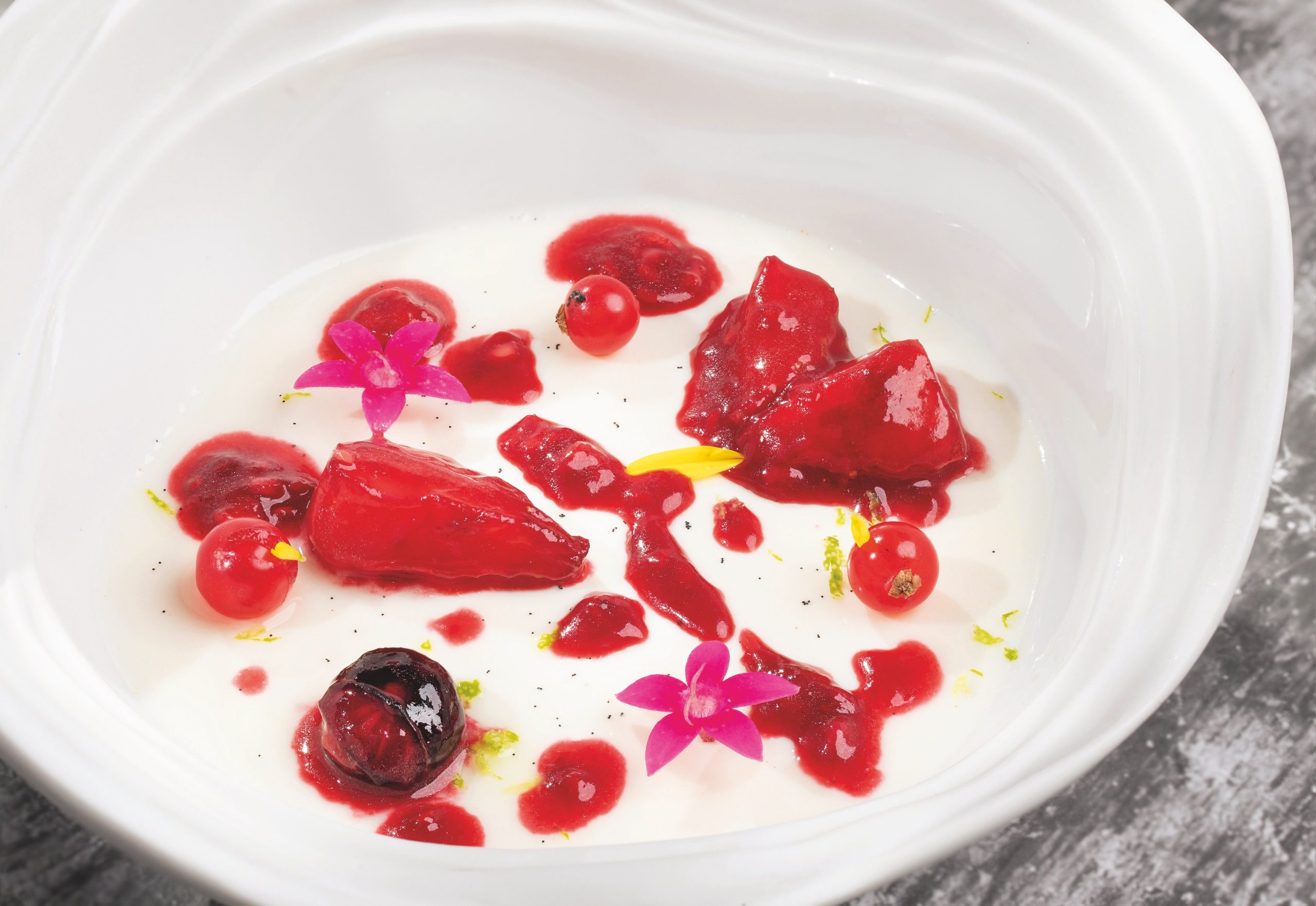 'Panna cotta' con vainilla y fresas
